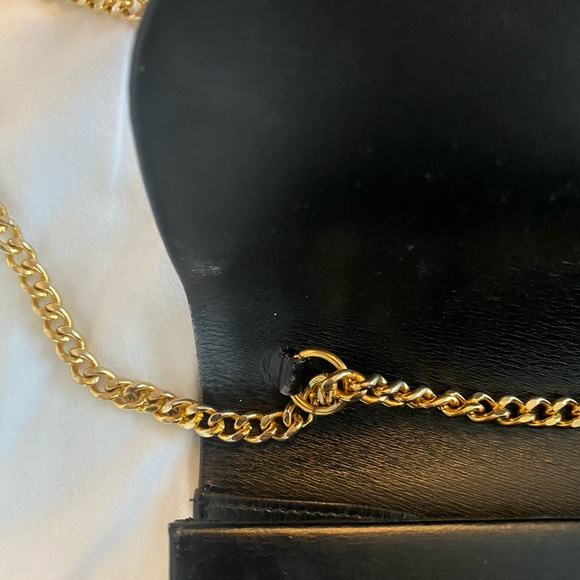 Dior Black Leather Shoulder Bag with Gold Chain - Picture 5 of 6